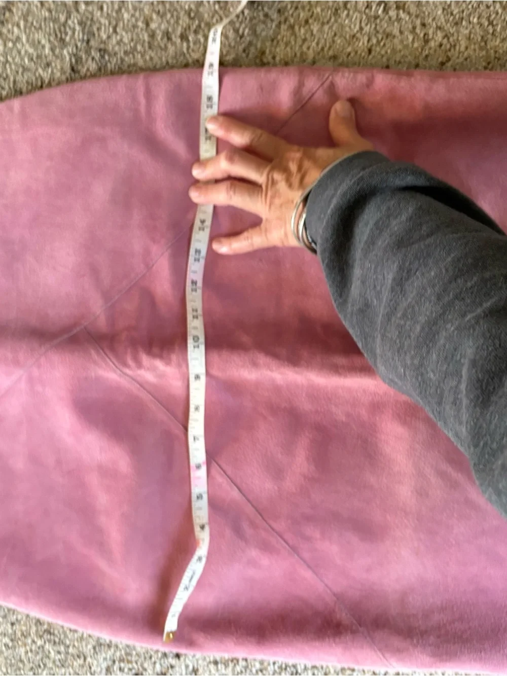 Classiques Entier Suede Pencil Skirt in Dusty Rose vintage size 8